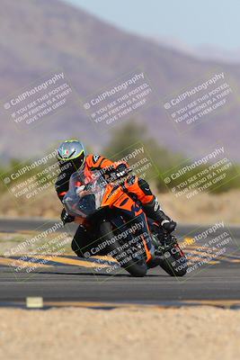 media/Nov-06-2023-Moto Forza (Mon) [[ce023d0744]]/3-Intermediate Group/Session 3 (Turn 5)/